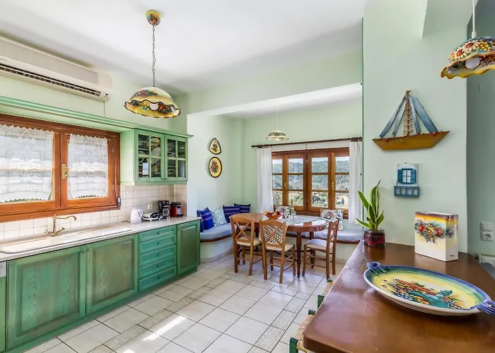 Holiday home Peparethos *